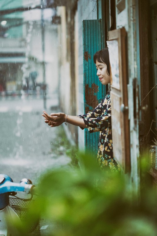 Co gai Sai gon mua-nha co hai nguoi 4