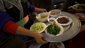 Mâm cơm đầu thu ở Mù Cang Chải