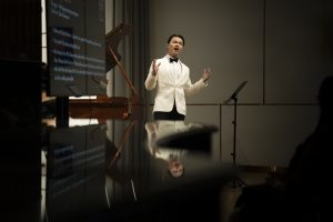 Chuyến du hành trong vũ trụ opera